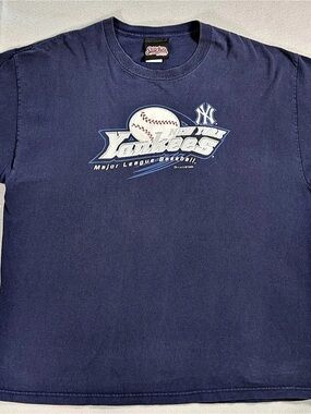 Stitches New York Yankees MLB T-Shirt XL Blue